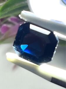 ★100円スタート★スピネル 秘めたブルー　大粒　3.79ct 9.2x8.5mm VS オクタゴン　天然　宝石　タンザニア