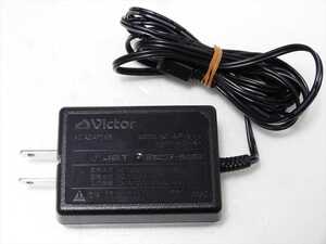 美品　Victor 純正 ACアダプター AP-V14 ビクター 充電器 11V 1A　送料300円　652