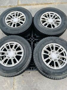 中古品　ブリヂストン　雪タイヤ　ハイエース用　195/80R15