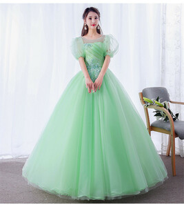 パニエ付　素ウエディングドレス カラードレス　結婚式　披露宴　　ステージ衣装　QS01