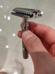 Timeless Razor 0.95 カミソリ　ステンレス　両刃　ホルダー