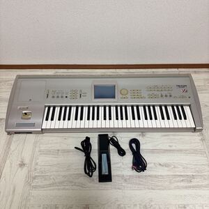 KORG コルグ　TRITON トライトン　STUDIO 61鍵盤　 シンセサイザー