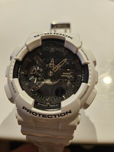 G-SHOCK ホワイト 腕時計 ジーショック　中古