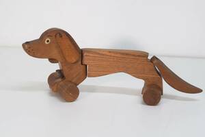 ■ ヴィンテージ　ドイツ製　犬の引き車　プルトイ　ダックスフント　木のおもちゃ　検：Holzspielzeug　■ 