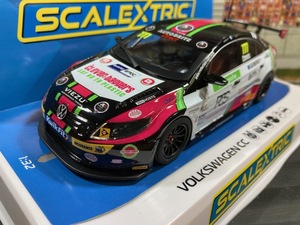 1/32 SCALEXTRIC C4174 VW CC Team HARD - BTCC 2019 - Michael Crees スロットカー 