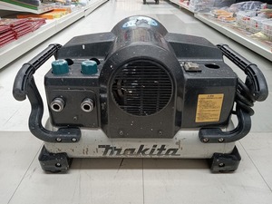 中古品 makita マキタ 常圧 エア コンプレッサー AC221N 50Hz用 タンク容量11L