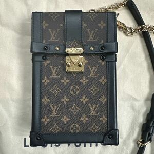 【美品】 LOUIS VUITTON ルイヴィトン　ヴィトン モノグラム　ポシェットトランク　スマホケース　携帯ケース　ショルダーケース