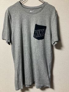 NIKE ナイキ　胸ポケット　ロゴ　Tシャツ グレー　Lサイズ　 半袖