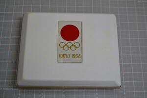 A4）1964年　東京オリンピック記念硬貨　1000円・100円セット　ケース有　　昭和39年