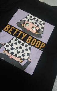 ☆レディース☆BETTYBOOP ☆ 可愛い！キラキラゴールド色ロゴ入りー&モウモウ帽子のベティちゃん黒色半袖Tシャツです(o^―^o)サイズM☆