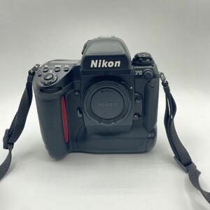 ニコン Nikon F5 ボディ　一眼レフカメラ フィルムAF 純正ストラップ付　札OR01