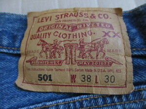 USA製 ビンテージ ９０S Levi’ｓリーバイス 501 ウォッシュ デニムパンツ W3８ アメカジ VINTAGE ５０１ 古着 タブ オールド XX 赤耳