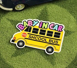 BABY IN CAR ステッカー 車 赤ちゃん アメリカン 赤ちゃん乗ってます おしゃれ かっこいい SCHOOL BUS サイズS