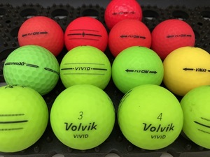 【激安 K130 送料無料】ボルビック Volvik 2022年シリーズ混合 カラー混合 13個 【ランク Ｂ級】 【ロストボール】