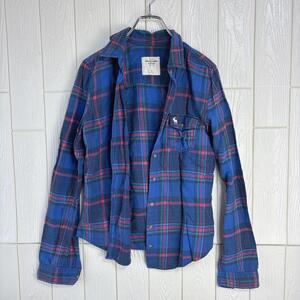 アバクロ　青と赤のチェック柄シャツ 38cm肩幅 68cm着丈