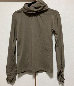 新品　 タートルネックTシャツ　Ｌサイズ