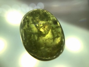 【動画あり】デマントイドガーネット　5.894cts.