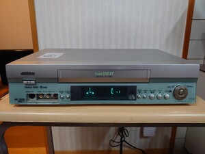 Victor ビクター S-VHS ビデオデッキ HR-S500 ②