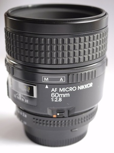 ニコン NIKON マイクロ Micro-NIKKOR 60mm f2.8D (極美品中古)