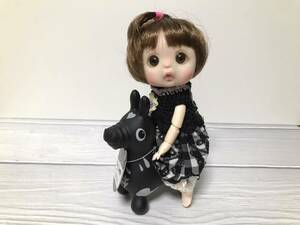 ■01 オビツ１１ フィギュア 人形 カスタムドール RODY 撮影用 馬 タイプＣ