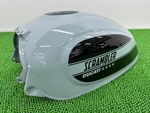 スクランブラーSIXTY2 タンク ドゥカティ 純正 中古 バイク 部品 ノーマルガソリンタンク オーシャングレイ 修復素材に コケキズ無し 品薄