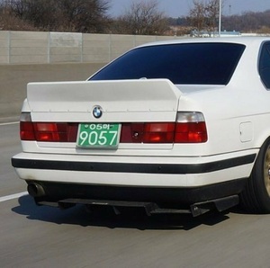 送料無料! BMW E34 518i 520i 525i 530i 535i 540i M5 ダックテール スポイラー ABS製 車高調 テールランプ ヘッドライト タービン [1628]