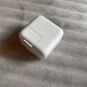 Apple アップル 純正 USB 12W 急速充電器 5.2V 2.4A コンセント ACアダプター 付属品 電源 スマホ mac iphone ipad mini iPod