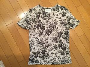 GUCCI グッチ　ボタニカルTシャツ