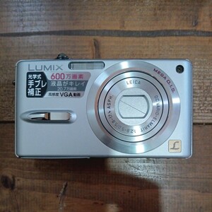 1円スタート【美品】パナソニック Panasonic DMC-FX9 コンパクトデジタルカメラ デジカメ 1:2.8-5.0 5.8-17.4 通電確認済 