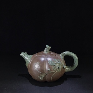 【典藏*紫砂細密彫*南瓜壺】 稀少品 茶壺 茶道具 中国時代美術 容量：380cc