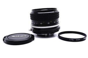 ★美品★ Nikon Ai NIKKOR 24mm F2.8 Lens ニコン レンズ 完動 キレイ ◆686