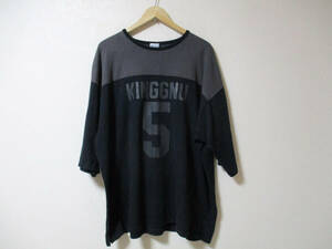  King Gnu キングヌー　フットボールTシャツ　黒×グレー　　サイズ２XL　　　（３D