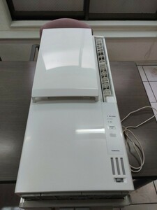 美品　コロナ 冷暖房兼用窓用エアコン CWH-A1823R(W) ホワイト CWHA1823R CORONA