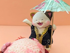 ハンドメイド　手作り　縮緬　古布　猫　ちりめん細工　あじさい　★　紫陽花ねこ　三毛　★