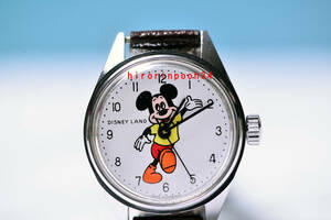 即決　 DISNEY LAND 　 ミッキーマウス 手巻腕時計　AVRONEL　 FRANCE製　 ＯＨ済み 　ディズニー