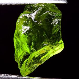 【世界の原石:グリーンペリドット 4.60ct:9140】アフリカ産 Natural Green Peridot Rough カンラン石 苦土橄欖石 鉱物 宝石 標本 Africa