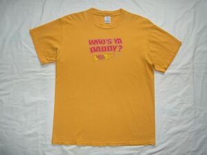 ☆ 00s ビンテージ SUGAR DADDY Delicious Milk Caramel Pop シュガー・ダディ Tシャツ sizeL マスタード ☆USA古着 企業物 90s オールド