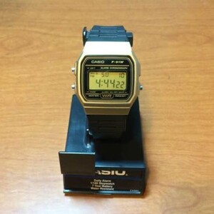 CASIO カシオ 新品 F-91WM-9ACF メタル&樹脂製カジュアル腕時計 ブラック クォーツ クラシック 未使用品 男性 メンズ