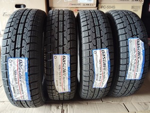  スタッドレスタイヤ 175/70R14 84Q【 在庫限り・2023年製・新品・4本】 TOYO OBSERVE GARIT GIZ (オブザーブ・ガリットギズ)