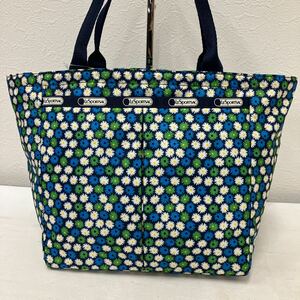 □46-2293　LeSportsac レスポートサック 美品 トートバッグ 花柄 フラワー 青×白×緑 ナイロン生地 レディース ハンドバッグ かわいい