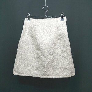 ◇ NICE CLAUP ナイスクラップ 花柄刺繍 バックスリット 上品 ミニ 台形 スカート 表記なし ゴールド レディース E