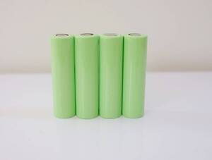 ★送料210円〜★18650 リチウムイオンバッテリー 容量：2400mAh 4本セット