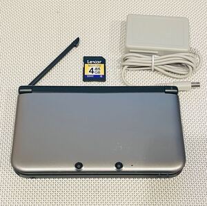 ニンテンドー3DSLL シルバーブラック　本体動作品　送料無料　付属品で　 任天堂 Nintendo