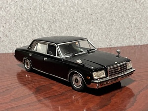 1/24　センチュリー　CENTURY　トヨタ自動車　ビップカー　高級車　昭和レトロ　ビンテージ　部品取り　改造ベース　ジャンク扱いで！