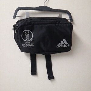 ★【中古品】　adidas(アディダス)　ウエストポーチ(ウエストバッグ)　FIFA WORLD CUP　黒色