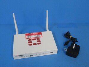 ▲Ω WA 10419♪ 保証有 Fortinet【FWF-50E-2R】FortiWiFi-50E-2R(= FortiGate-50E+Wifi機能) UTM ライセンス23年04月14日 FW：v5.4.6