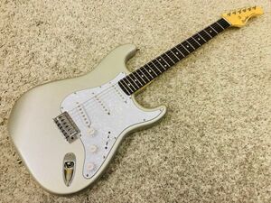 【メンテナンス済】Bacchus UNIVERSE SERIES BST-1R SLV バッカス ユニバースシリーズ ストラトタイプ エレキギター♪