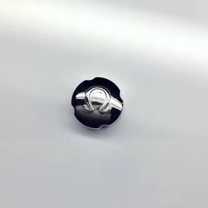 ◆【オメガ】リューズ◆径約５．０８mm◆四つ葉◆クローバー◆りゅうず◆中古品◆銀色◆