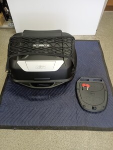 GIVI E43NTLD トップケース リアボックス