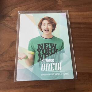 SHINee オニュ SMTOWN LIVE トレカ☆ONEW